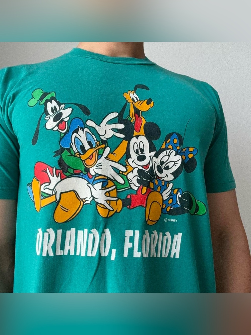 Vintage 2000s Disney Mickey mouse Unlimited Graphics Green Tee Shirt